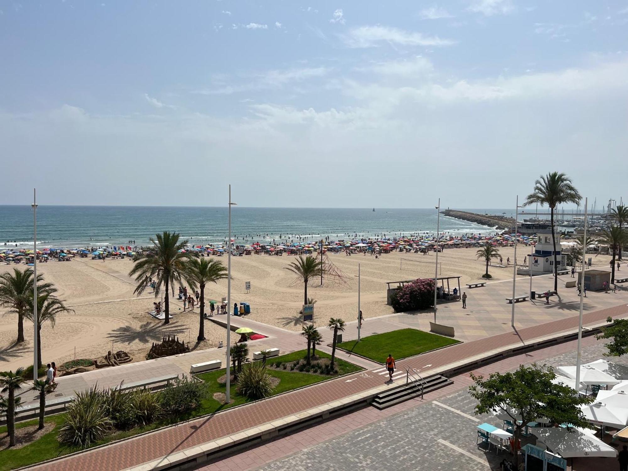 Playa de Gandia Apartamento 1ª Linea De Playa - Con Piscina Y Parking מראה חיצוני תמונה
